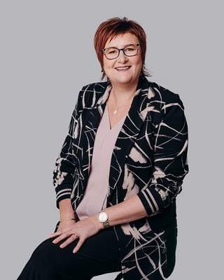 Pam Mulder profile image